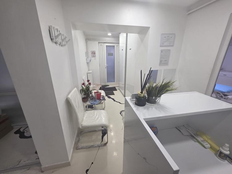 Spațiu comercial, de 50 mp, în Casa de Cultură