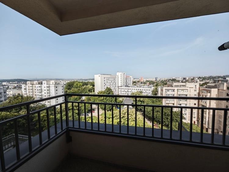 Apartament cu 3 camere decomandat, mobilat în Tătărași