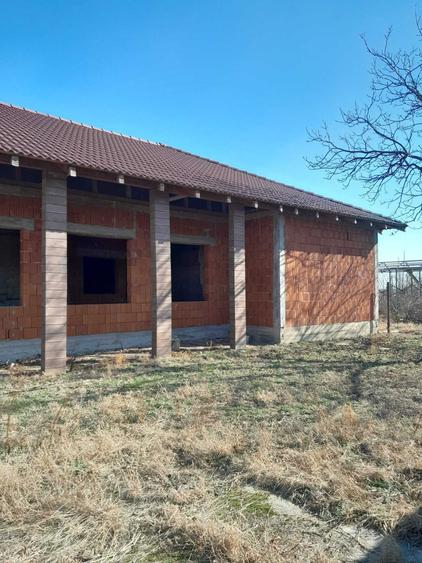Casă cu 4 camere în Grăniceri