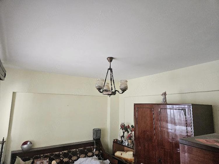 Apartament cu 2 camere decomandat în Est