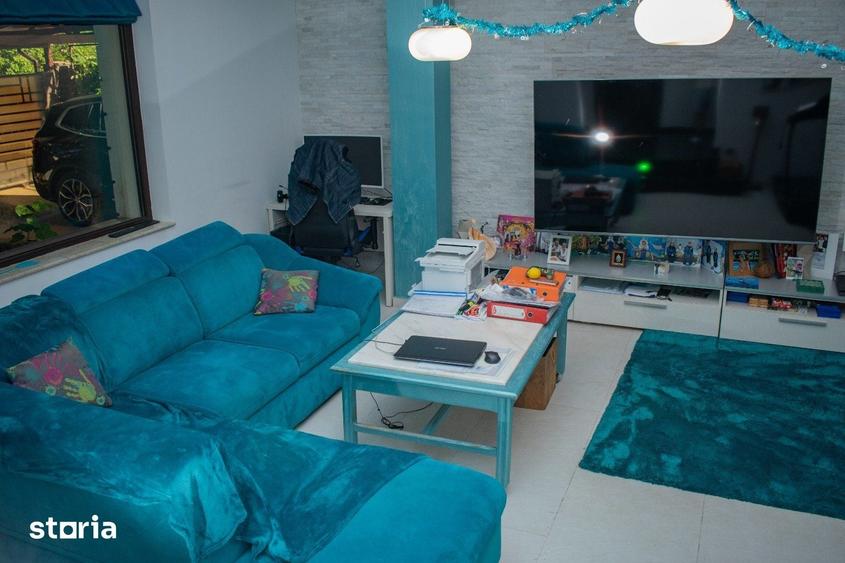 Casă cu 6 camere cu Teren 700 Mp în Crevedia