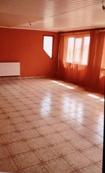 Casă individuală cu 5 camere cu Teren 470 Mp în Săvinești
