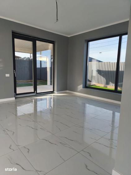 Casă cu 4 camere cu Teren 336 Mp în Bucium