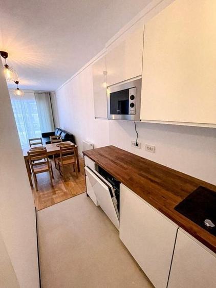 Apartament cu 2 camere decomandat, mobilat în Jiului