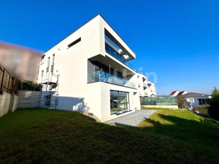 Casă individuală cu 5 camere cu Canalizare în Mănăștur