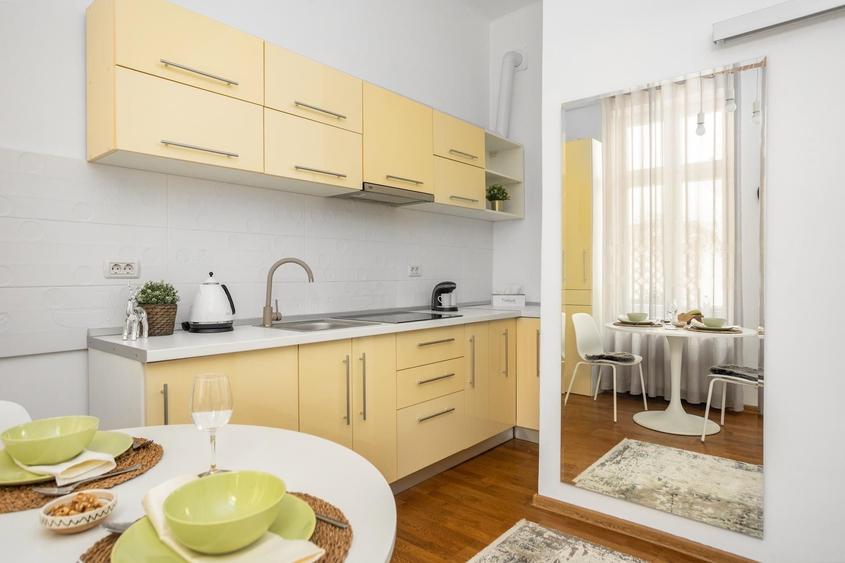 Apartament semidecomandat în Centrul Istoric