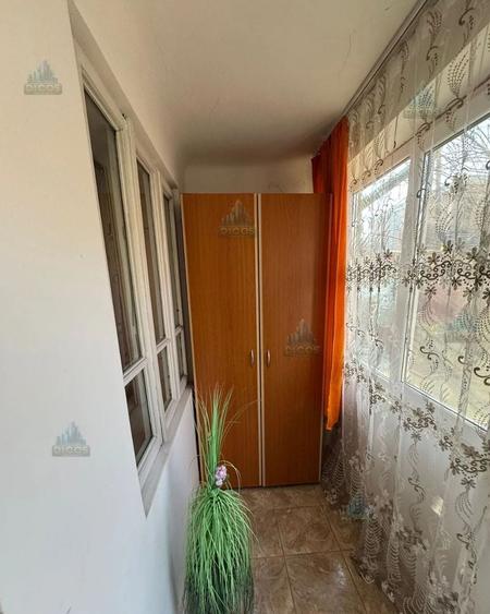 De Vânzare - Casă, Strada Griviței - 26