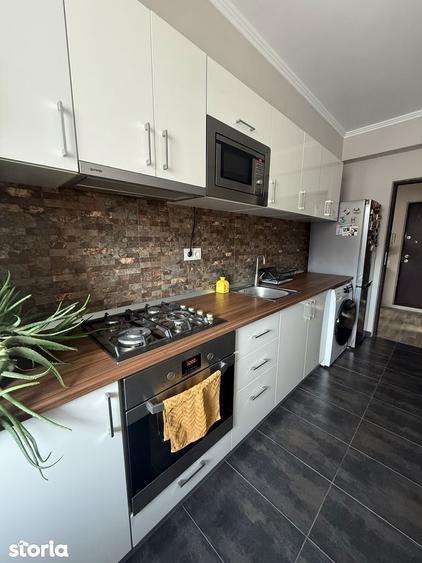 Apartament cu 2 camere, mobilat în Central