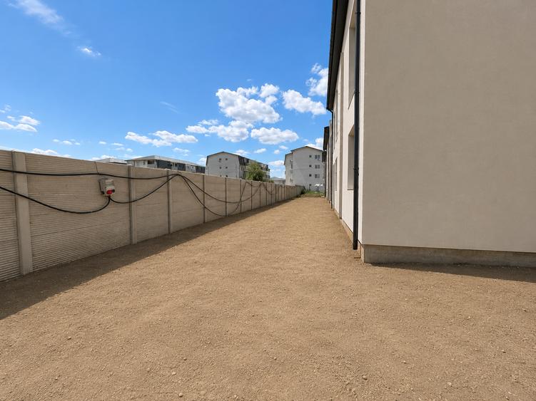 Casă individuală cu 4 camere cu Canalizare în Bragadiru