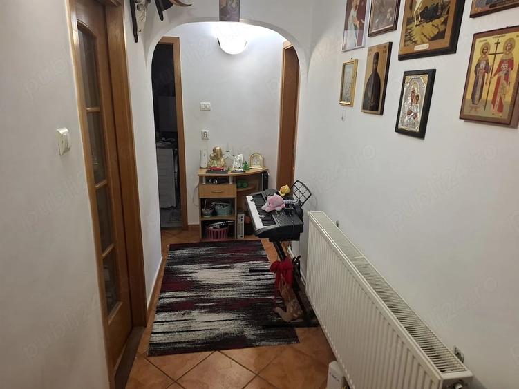 Vand apartament in Electroprecizia, mun. Sacele , jud. Bra?ov - 2