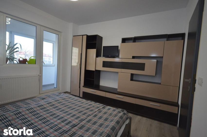 Apartament cu 4 camere decomandat, mobilat în Pantelimon