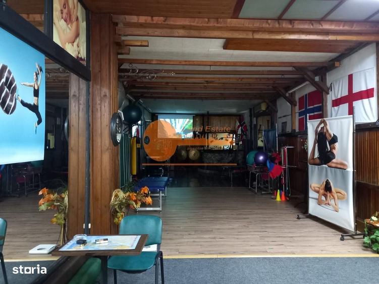 Spațiu comercial, de 135 mp, în Central