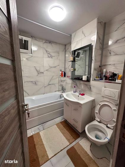 De vanzare apartament cu 3 camere si balcon, etajul 2, renovat, 70mp - 14