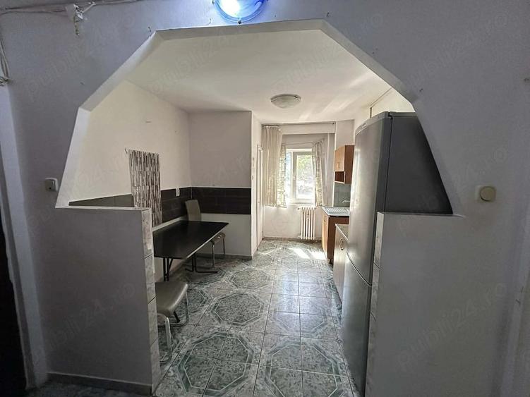Apartament cu 2 camere semidecomandat în Rogerius
