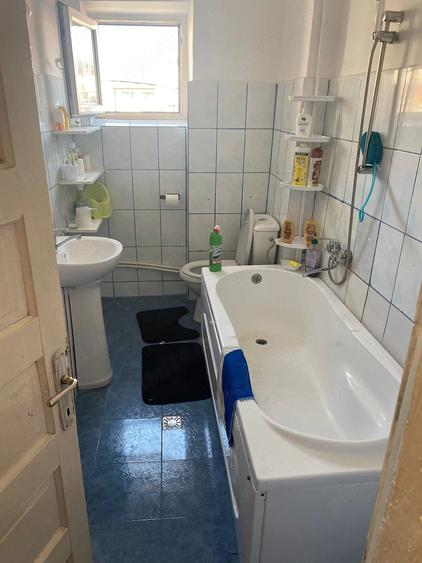 Casă cu 4 camere cu Teren 150 Mp în Central