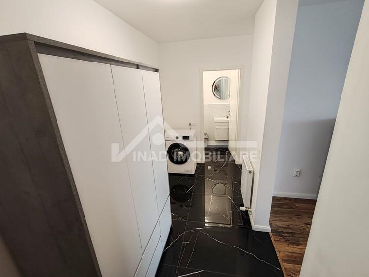 Apartament cu 3 camere semidecomandat, mobilat în Gheorgheni