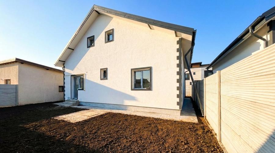 Casă individuală cu 3 camere cu Canalizare în Bragadiru