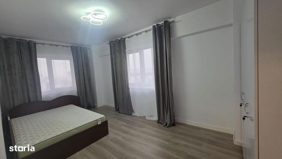 Apartament cu 2 camere decomandat în Est