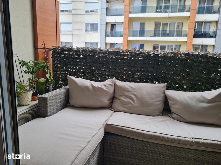 Apartament cu 3 camere decomandat în Dudești