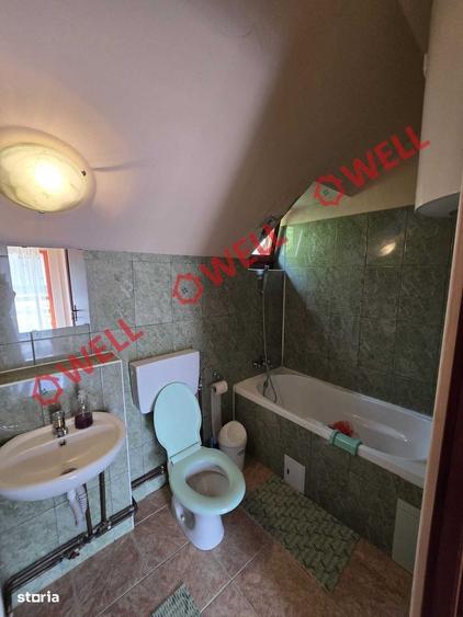 Casă cu 4 camere în Augustin