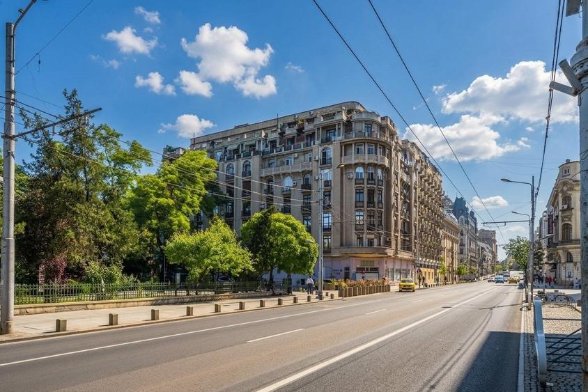 Apartament cu 5 camere decomandat în Cișmigiu