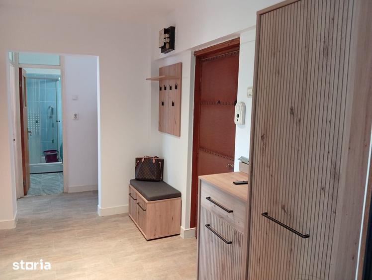 Apartament cu 2 camere decomandat în Aurel Vlaicu