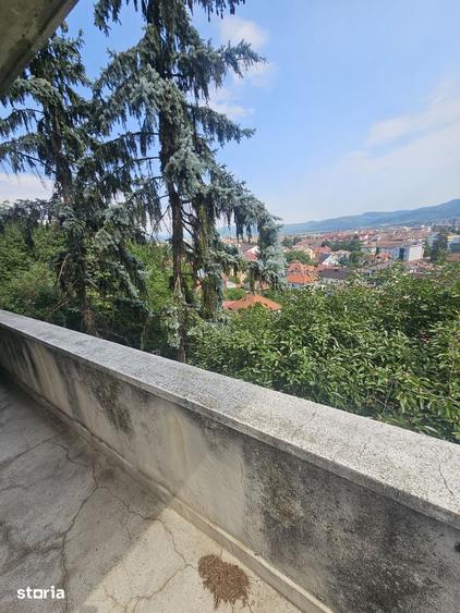 Apartament cu 4 camere în Central