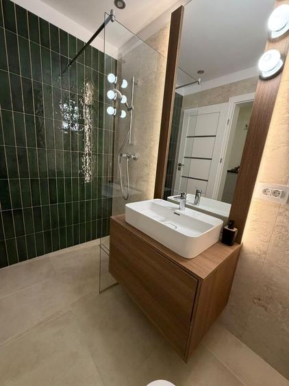 Apartament cu 3 camere, mobilat în Aviației