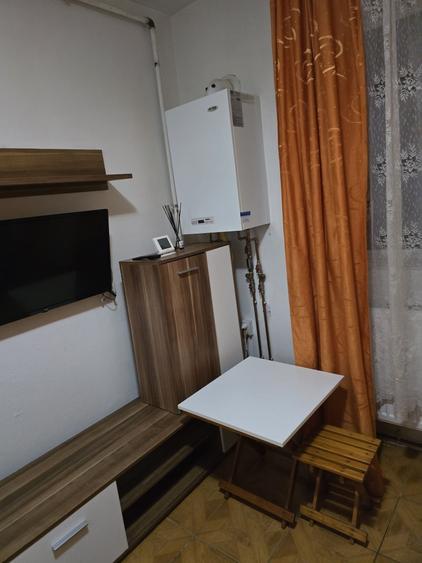 Garsonieră decomandată în Exterior Vest