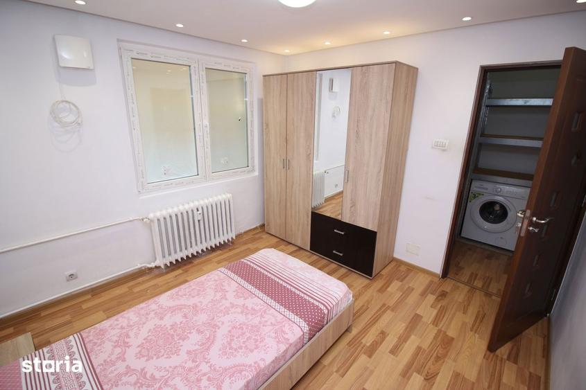 Apartament cu 3 camere decomandat, mobilat în Sălăjan