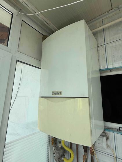 Apartament cu 2 camere decomandat în Florești