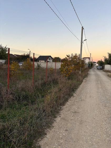Teren de 750 mp, în Joița