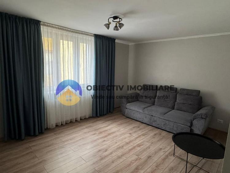 Apartament cu 2 camere decomandat, mobilat în Central