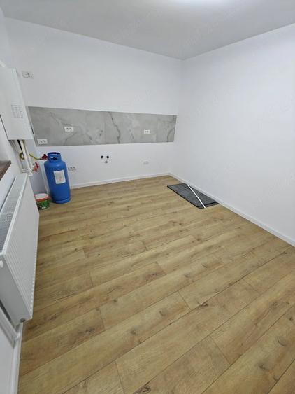 Casă cu Teren 200 Mp în Peninsula