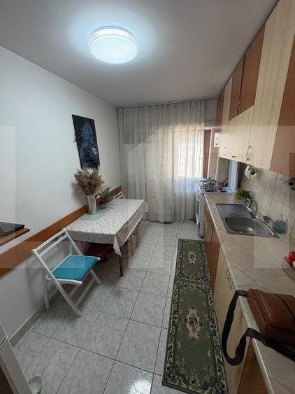 Apartament cu 2 camere decomandat, mobilat în Sud-Vest
