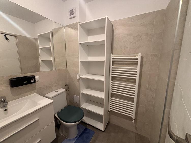 Apartament cu 3 camere în Florești