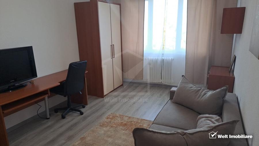 Garsonieră decomandată, mobilată în Gruia
