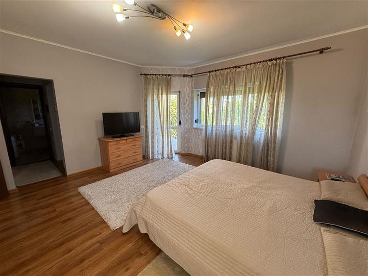 Vila de vanzare   Trapezului - 5