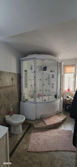Apartament cu 4 camere în Orașul Vechi