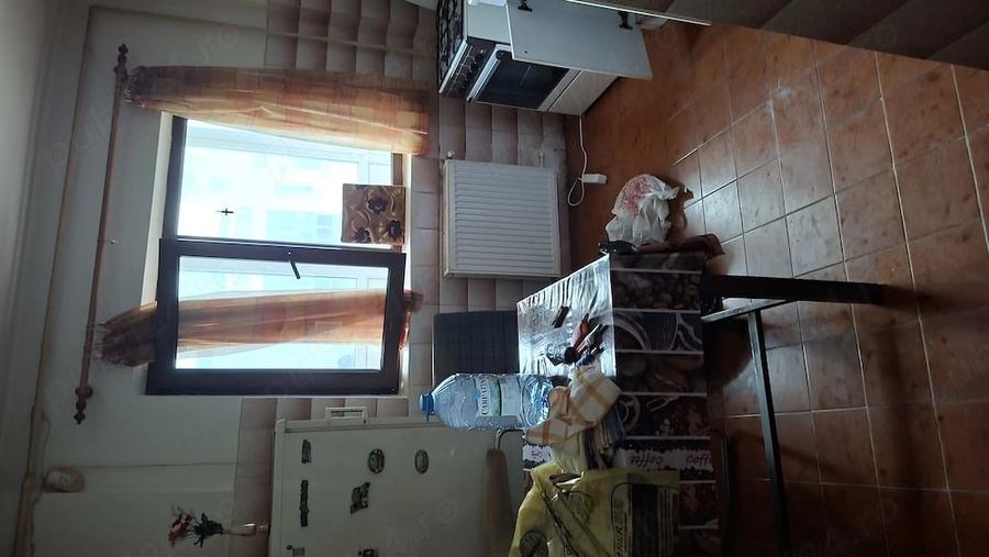 Apartament cu 2 camere semidecomandat în Unirii Sud