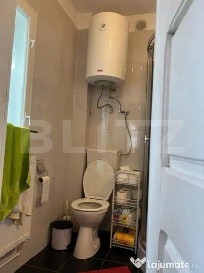 Casă cu 3 camere cu Teren 2243 Mp în Central