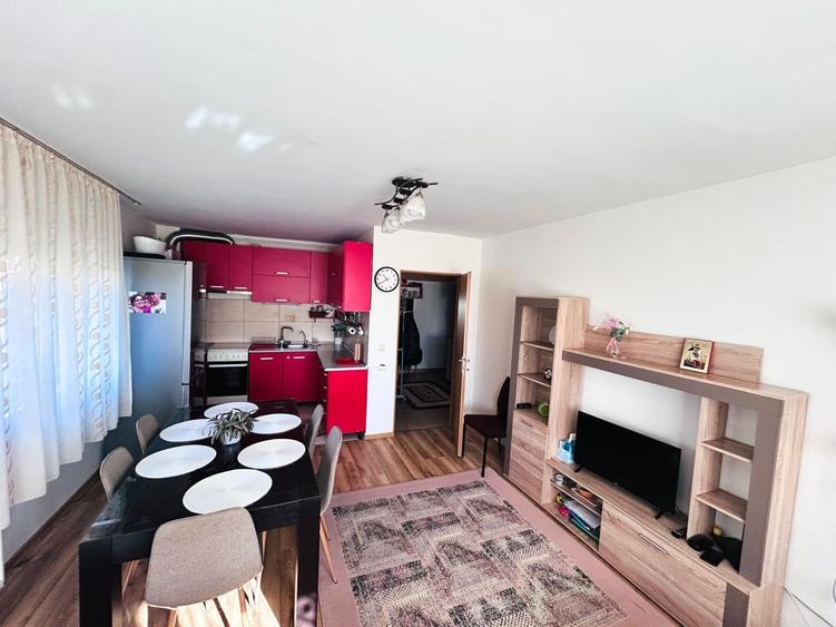 Apartament cu 2 camere decomandat, mobilat în Dâmbul Rotund
