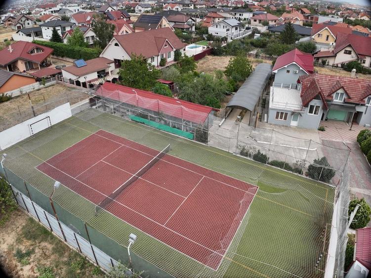Hotel/Pensiune, de 850 mp, în Sânmartin