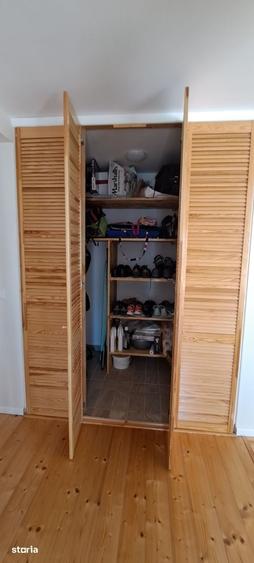 Casă cu 4 camere cu Teren 1233 Mp în Dumbrăvița