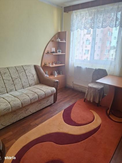 Apartament cu 3 camere decomandat în Ultracentral