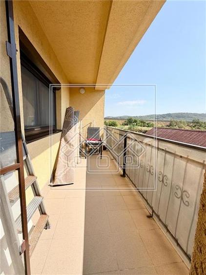 Ap modern, cu 3 camere, balcon - Zona Lazaret - 12