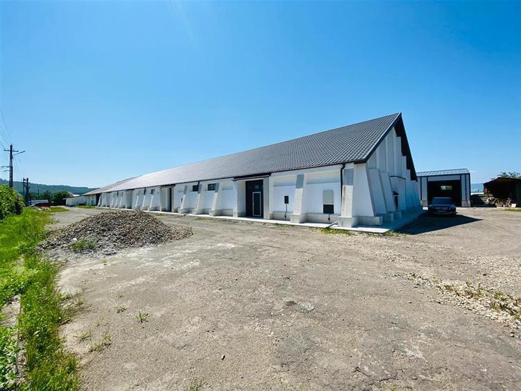 Spațiu industrial, de 1,200 mp, în Exterior Est