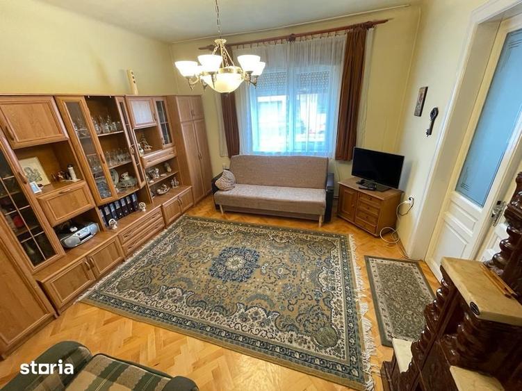 Apartament cu 5 camere în Central