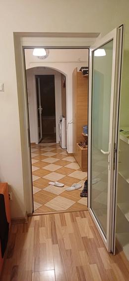 Apartament cu 2 camere decomandat în Sud