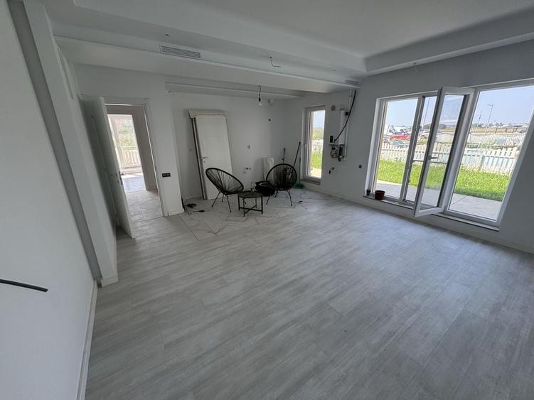 Spațiu comercial, de 70 mp, în Ștefăneștii de Jos